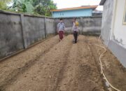 Bhabinkamtibmas Desa Gerung Permai Bersama Pemilik Lahan Dukung Program Ketahanan Pangan