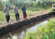 Kapolsek Suralaga Laksanakan Sambang ke Lahan Ketahanan Pangan Bergizi di Desa Anjani