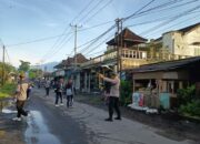 Pengamanan Pagi di Depan SMPN 1 Montong Gading, Polsek Intensifkan Pengaturan Lalin